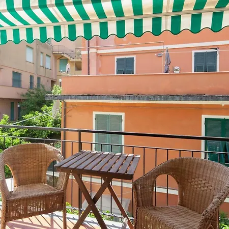 Апартаменты Cinque Terre Charme Монтероссо-аль-Маре